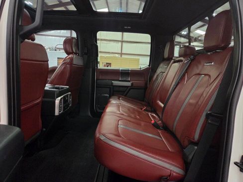 Used 2019 Ford F350 Platinum w/ Platinum Ultimate Package image 9