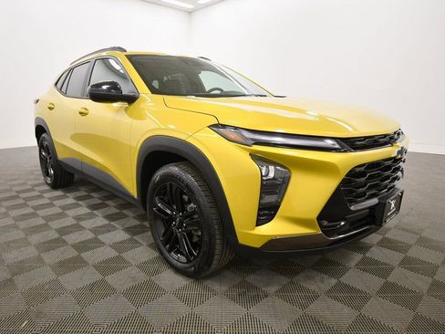 Used 2025 Chevrolet Trax ACTIV image 10