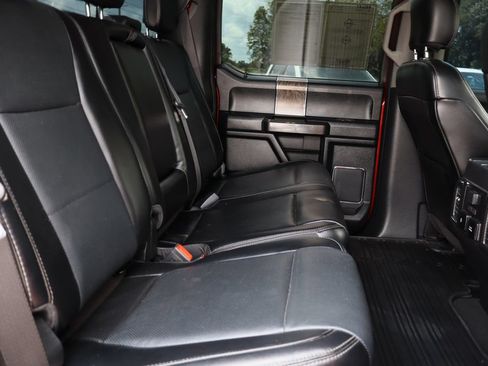 Used 2018 Ford F250 Lariat w/ Lariat Ultimate Package AWD/4WD image 31