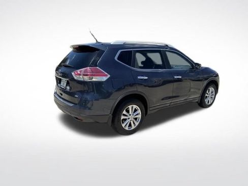 Used 2016 Nissan Rogue SV w/ SV Premium Package FWD image 3