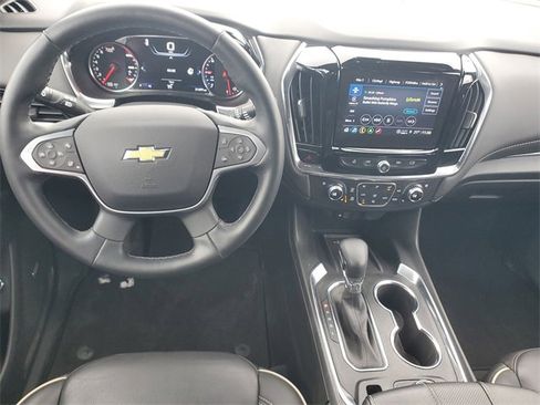 Certified 2023 Chevrolet Traverse Premier image 12