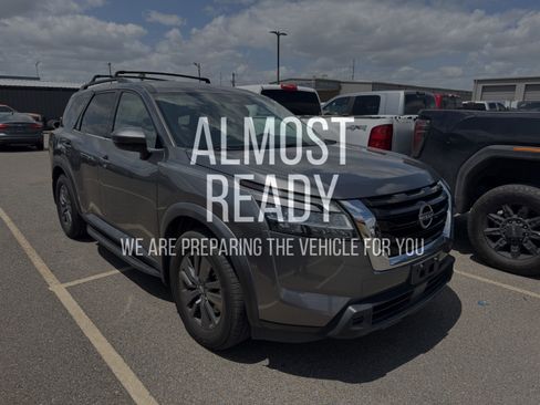 Used 2022 Nissan Pathfinder SV FWD image 5