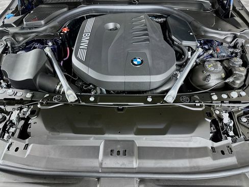 New 2026 BMW 540i xDrive image 38