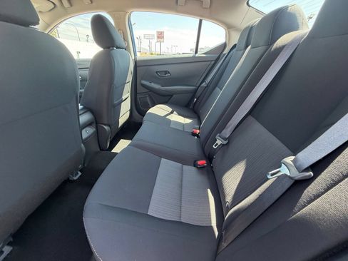 Used 2025 Nissan Sentra SV FWD image 19