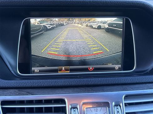 Used 2016 Mercedes-Benz E 350 Sedan image 22