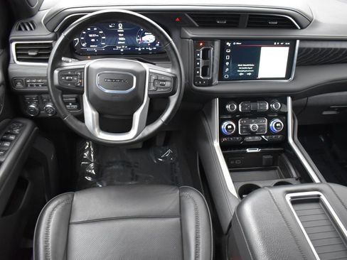 Used 2024 GMC Yukon Denali w/ Max Trailering Package image 15