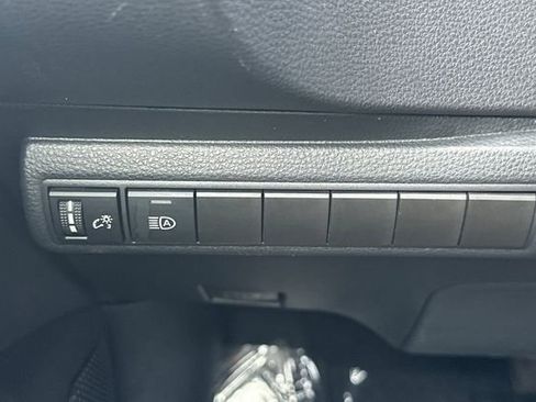 Used 2024 Toyota Corolla LE image 32