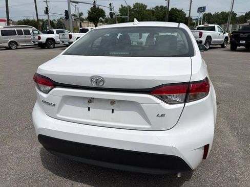 Used 2024 Toyota Corolla LE FWD image 19
