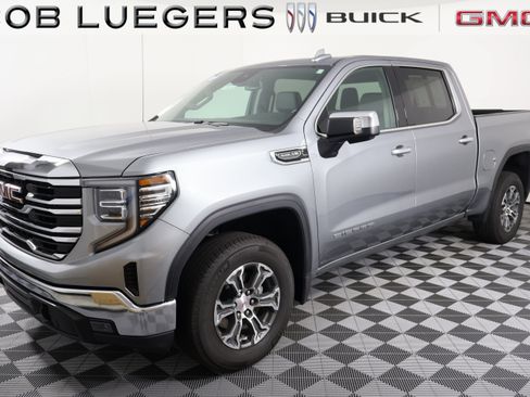 Certified 2026 GMC Sierra 1500 SLT AWD/4WD image 5