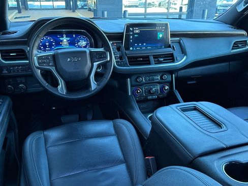 Used 2024 Chevrolet Tahoe Z71 w/ Luxury Package image 2