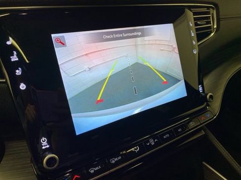 Used 2023 Jeep Wagoneer Series II w/ Premium Group I image 13