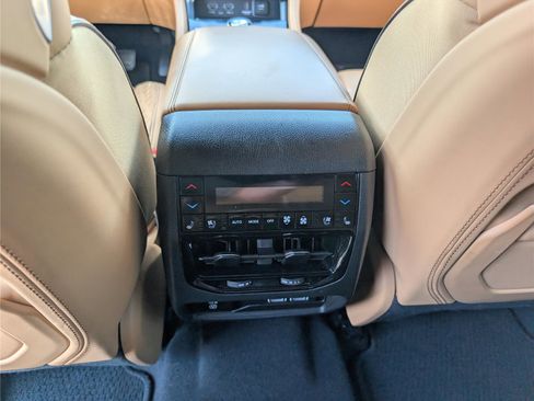 Used 2023 Jeep Grand Cherokee L Summit AWD/4WD image 22