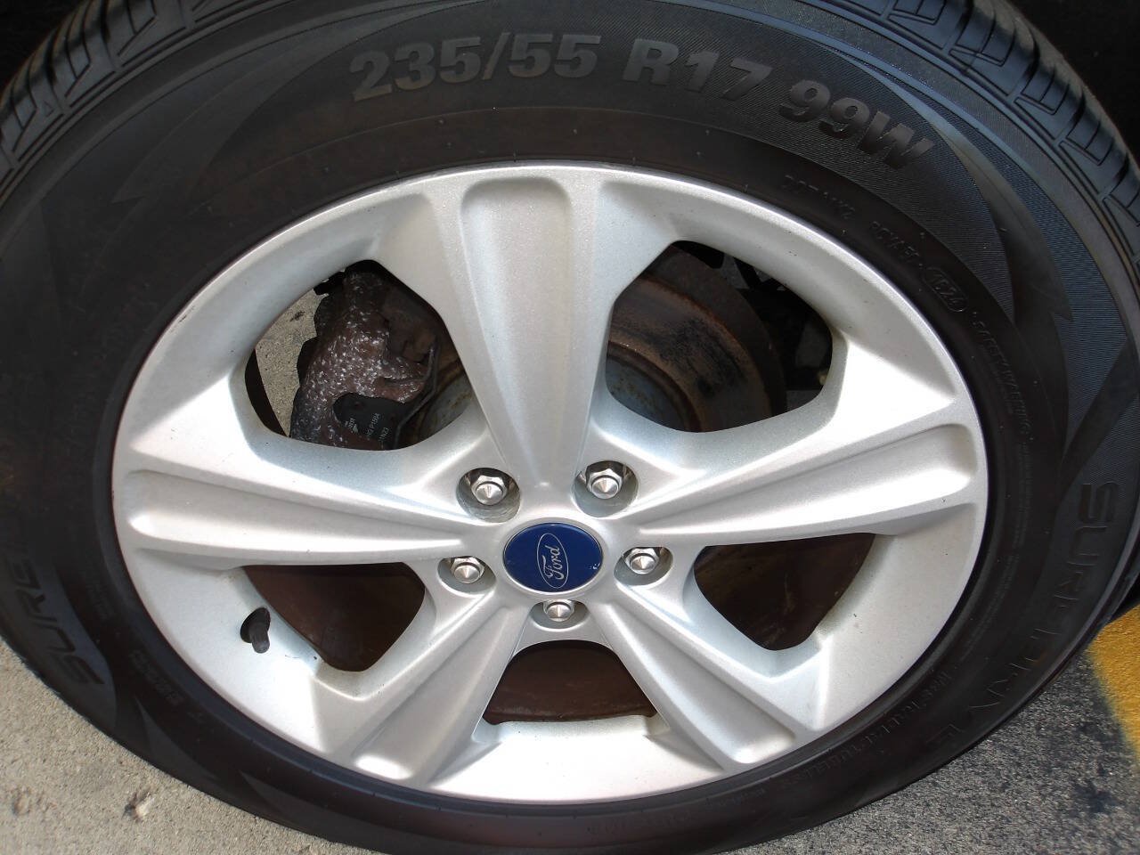 Used 2015 Ford Escape SE FWD image 45