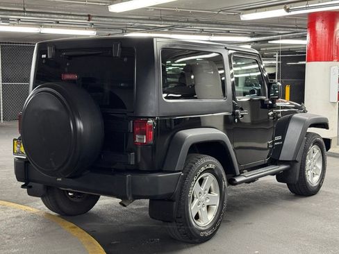 Used 2015 Jeep Wrangler Sport w/ Quick Order Package 24S AWD/4WD image 5