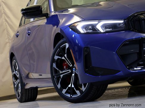 New 2026 BMW 330i xDrive Sedan w/ M Sport Package image 4