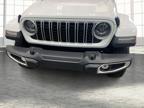 New 2025 Jeep Wrangler Sahara w/ Safety Group image 22