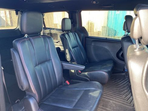 Used 2019 Dodge Grand Caravan GT image 14