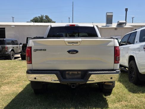 Used 2016 Ford F150 Lariat w/ Equipment Group 501A Mid AWD/4WD image 5