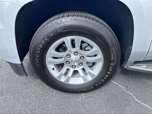 Used 2017 Chevrolet Tahoe LT image 12