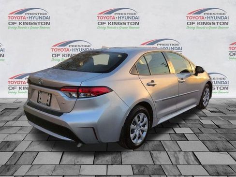 Certified 2022 Toyota Corolla LE w/ Carpet Mat Package (TMS) image 3