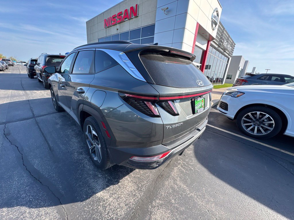 Used 2022 Hyundai Tucson SEL w/ Convenience + Premium Package AWD/4WD image 2