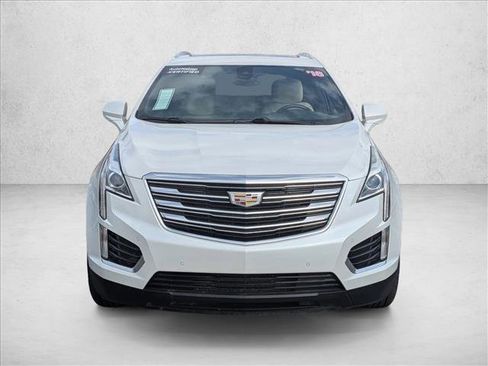 Used 2018 Cadillac XT5 Luxury w/ Driver Awareness Package image 2