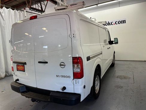 Used 2018 Nissan NV 3500 S image 7