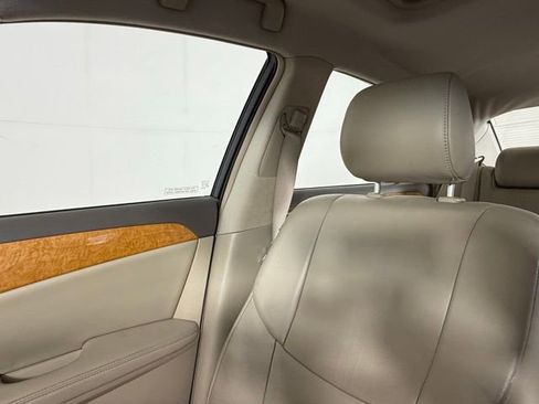 Used 2005 Toyota Avalon XLS FWD image 15