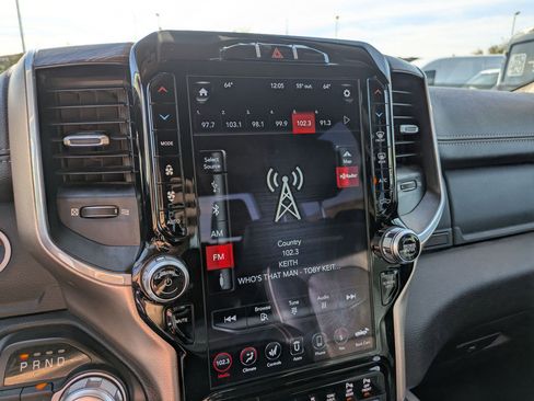 Used 2020 RAM 1500 Laramie image 21