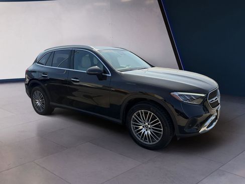 Certified 2024 Mercedes-Benz GLC 300 4MATIC image 7