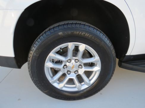 New 2026 Chevrolet Tahoe LS RWD image 10
