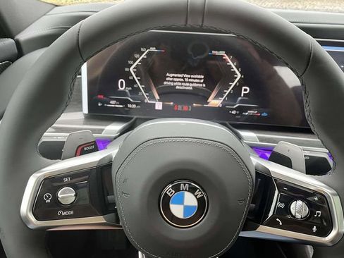 New 2026 BMW 740i xDrive w/ Premium Package AWD/4WD image 14