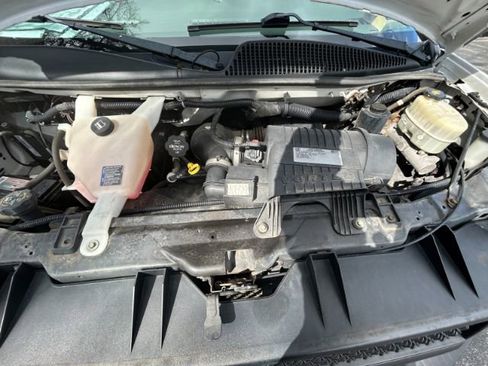 Used 2017 Chevrolet Express 2500 Work Van image 34