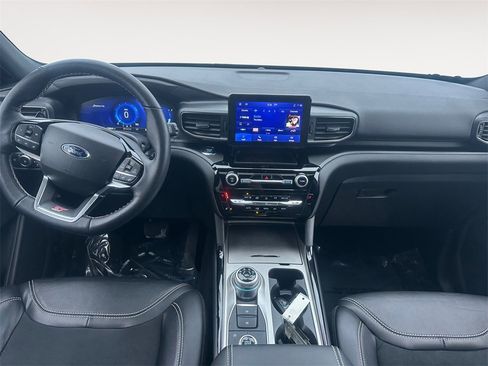 Used 2022 Ford Explorer ST image 13