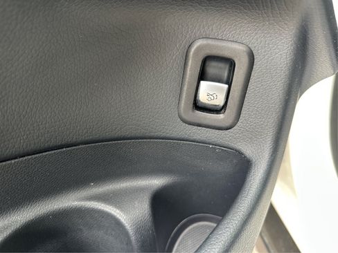 Used 2020 Mercedes-Benz GLC 300 image 45