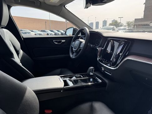 Used 2022 Volvo S60 T8 R-Design Expression w/ Premium Package image 38