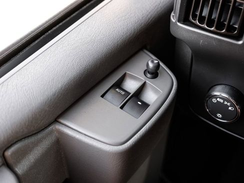 Used 2022 Chevrolet Express 2500 Extended w/ Driver Convenience Package image 37