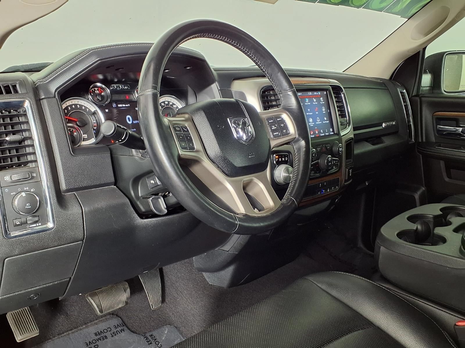 Used 2018 RAM 1500 Laramie RWD image 16