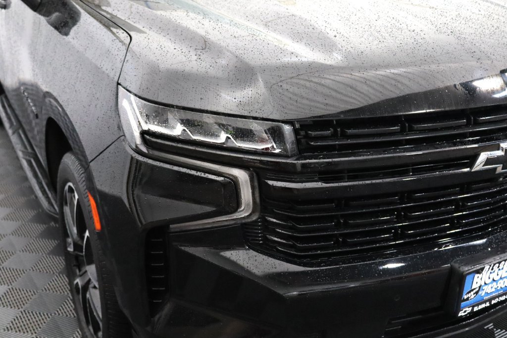 Used 2023 Chevrolet Suburban RST w/ Luxury Package AWD/4WD image 10