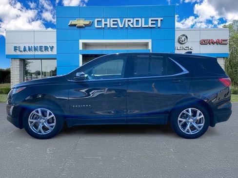 Used 2018 Chevrolet Equinox LT image 2