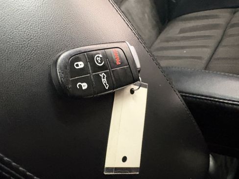 Used 2018 Jeep Grand Cherokee Laredo RWD image 13