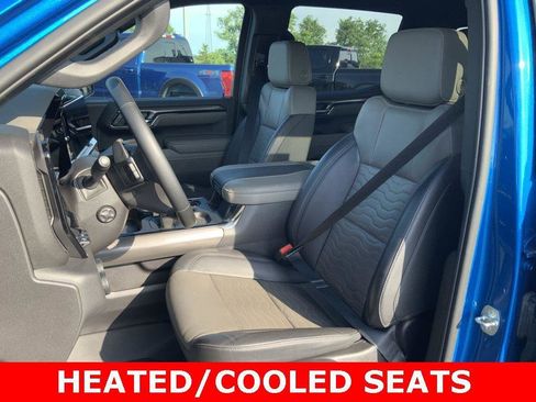 Used 2023 Chevrolet Silverado 1500 ZR2 w/ Technology Package image 6