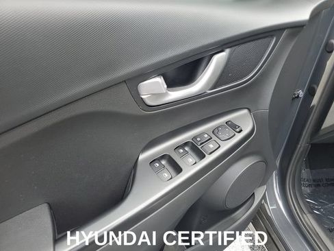Used 2023 Hyundai Kona SEL w/ Convenience Package AWD/4WD image 11