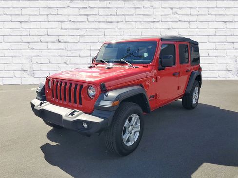 Used 2021 Jeep Wrangler Unlimited Sport image 4