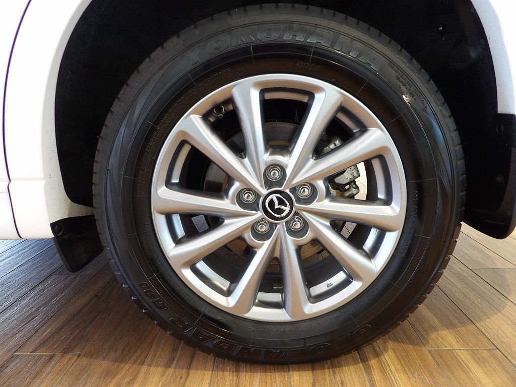 Certified 2024 MAZDA CX-5 AWD 2.5 S w/ Preferred Package image 9