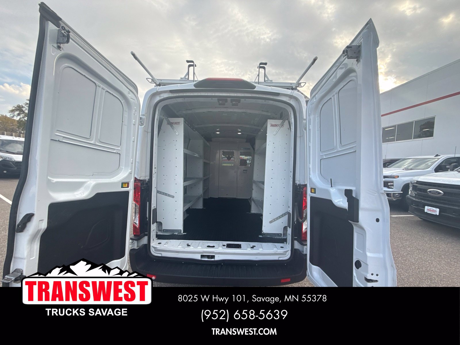 Used 2025 Ford Transit 250 148 Medium Roof Extended AWD image 5