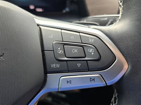 Certified 2025 Volkswagen Atlas SE w/ Panoramic Sunroof Package image 23