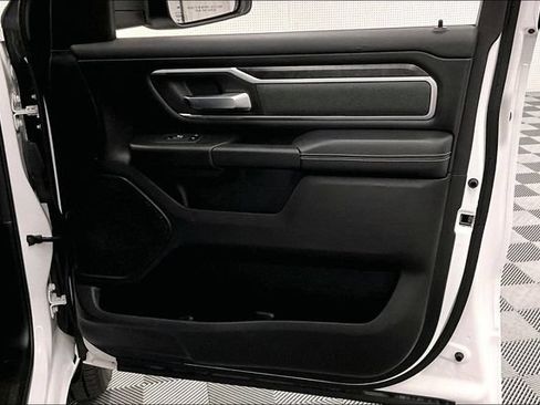 Used 2022 RAM 1500 Big Horn AWD/4WD image 22