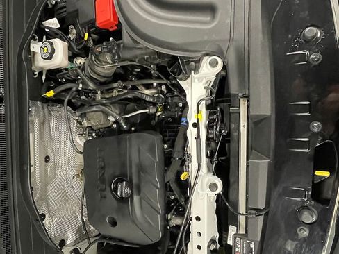 Used 2023 Chevrolet TrailBlazer RS image 38