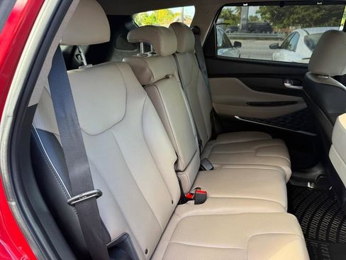 Used 2021 Hyundai Santa Fe Limited image 32